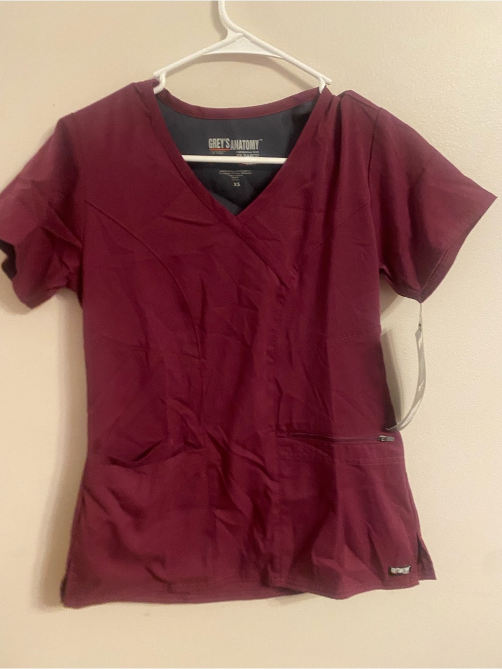 Grey's Anatomy V-Neck Scrub Top - Burgundy XS